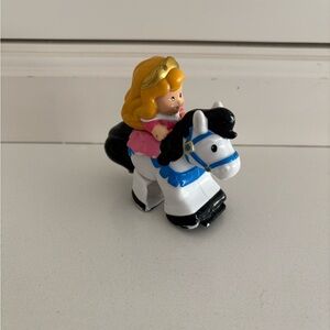 Little People Klip Klop